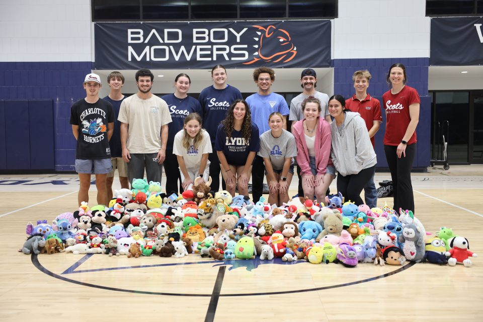 Lyon College Student-Athletes Collect Stuffed Animals for Angel Tree in Annual Furry Frenzy Toy Toss