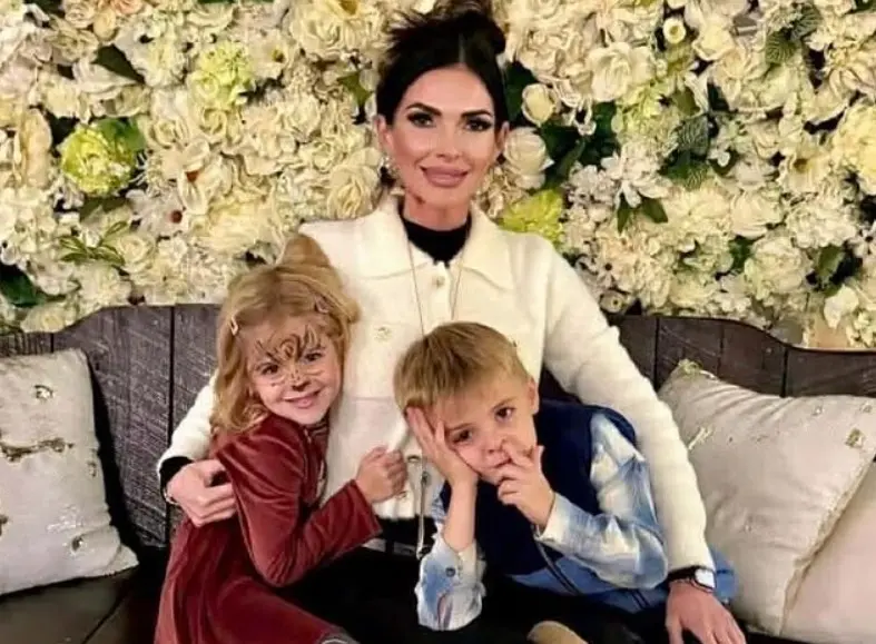 Arkansas Mother Buried Alone After Twins’ Remains Released to Abusive Ex-Husband Following Fatal Shooting