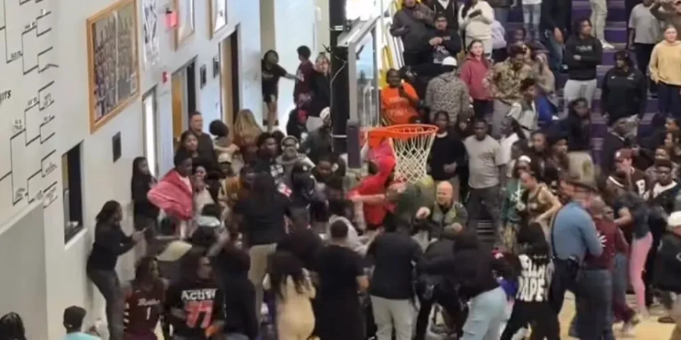 Brawl Erupts After Barton-England High School Basketball Game in Poyen