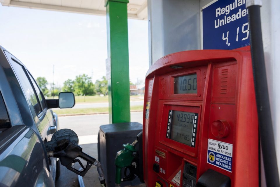 Gas Prices Climb in Arkansas Amid Global Oil Supply Disruptions