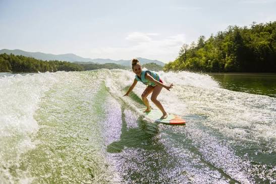 Surf The Bay Festival Brings Music, Wake Surfing to Fairfield Bay Marina Saturday